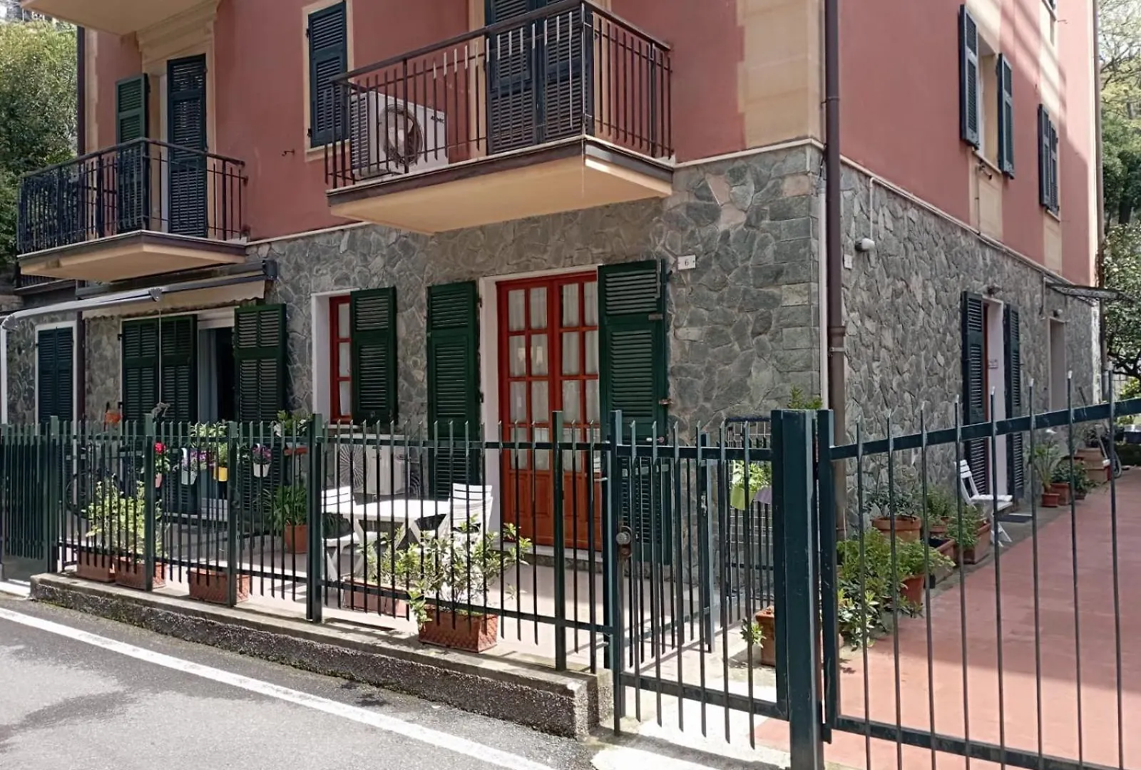 Crono Apartment Levanto 0*,  Italy